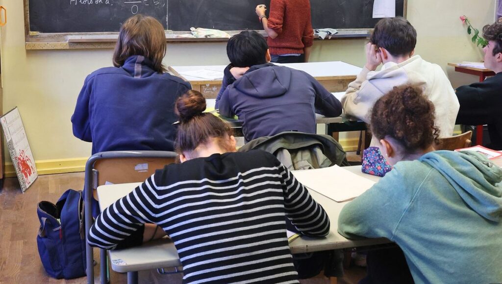 The Hauts-de-France region will fund the wearing of uniforms in two secondary schools