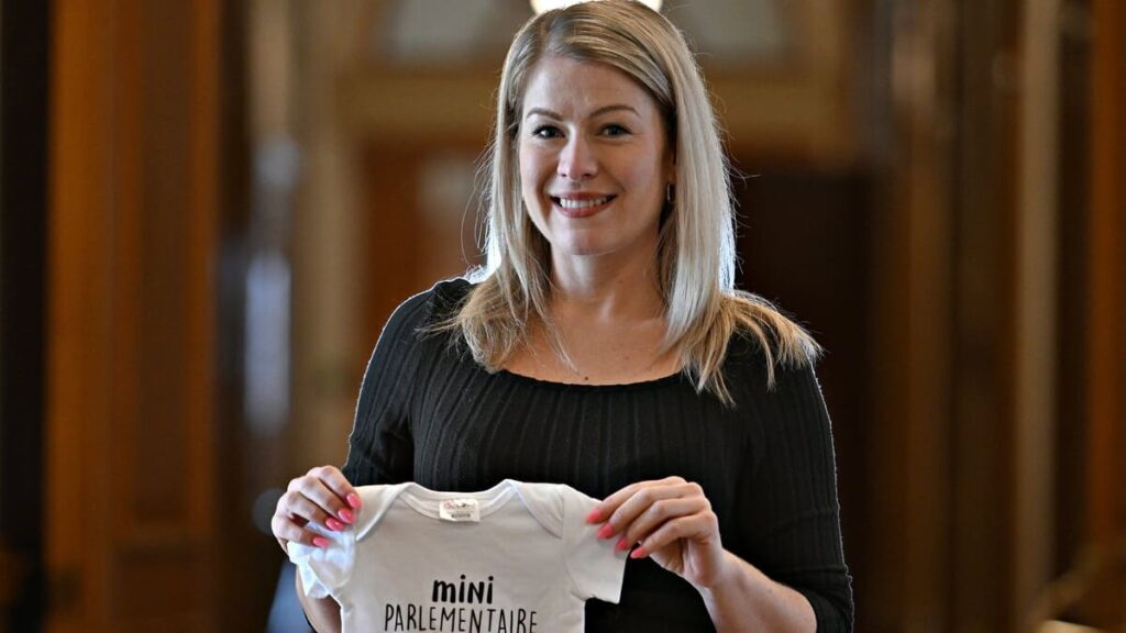 Pregnant after three years of ordeal: MP Karianne Bourassa recounts the obstacles she faced