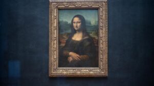 To better display the Mona Lisa, the Louvre is considering creating a ‘separate room’