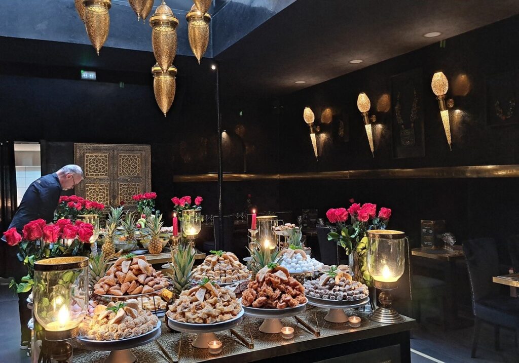 In Bordeaux, this semi-gourmet Moroccan buffet offers a “journey of a thousand flavours” at affordable prices